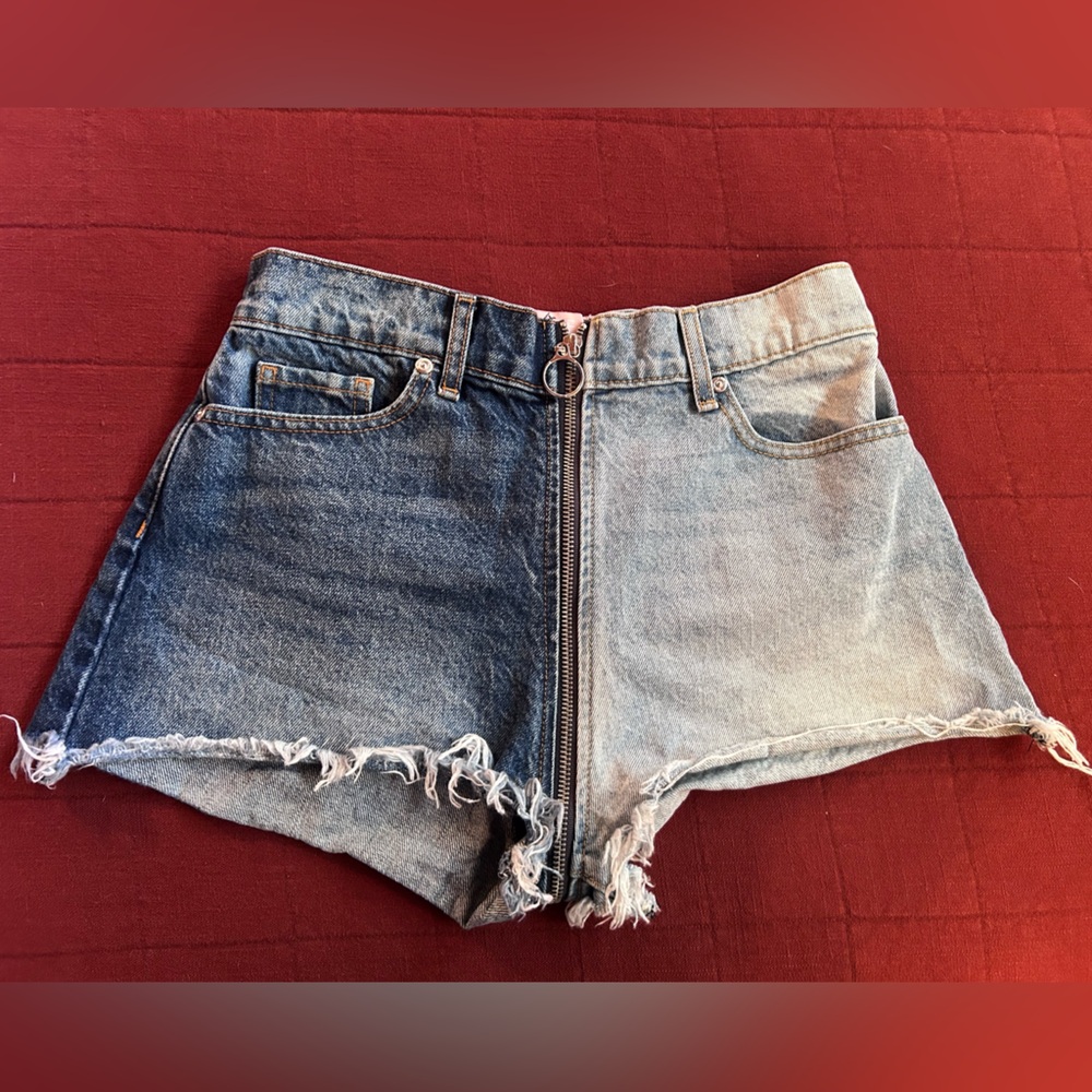 Revice Two-Toned cut offs
